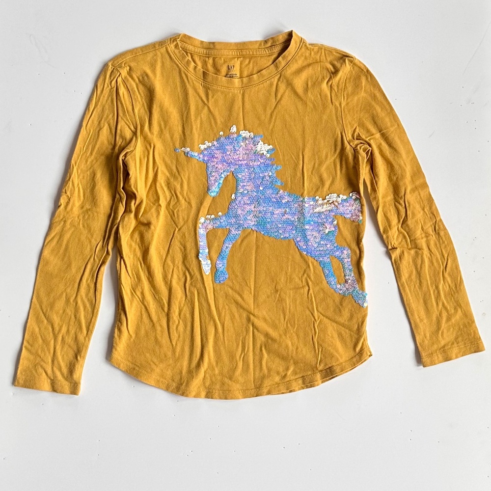 GAP Kids Mustard Yellow Flip Sequin Unicorn Long Sleeve Top – Size M (8–9)